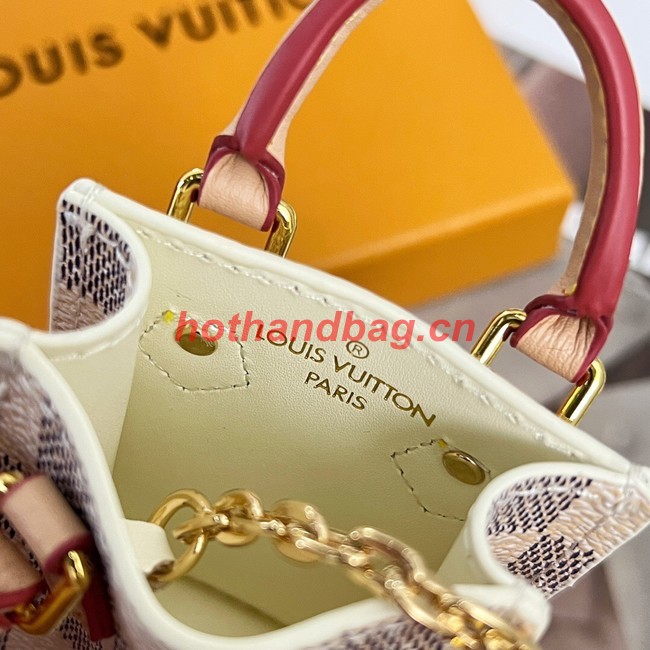Louis Vuitton Pendants CE9379