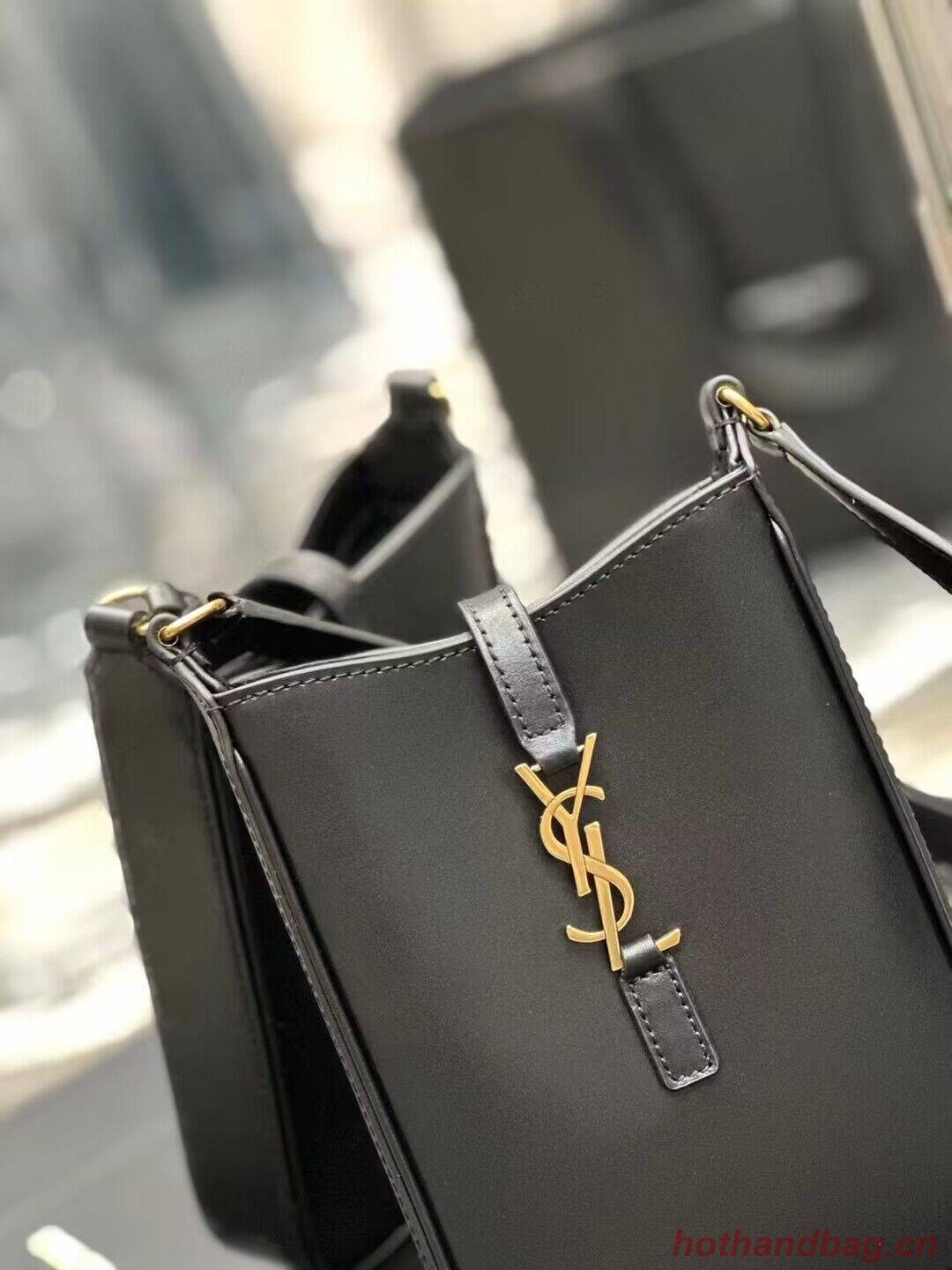 SAINT LAURENT LE 5 A 7 MINI VERTICAL IN SHINY LEATHER 7352142 black SAINT LAURENT LE 5 A 7 MINI VERTICAL IN SHINY LEATHER 7352142 black