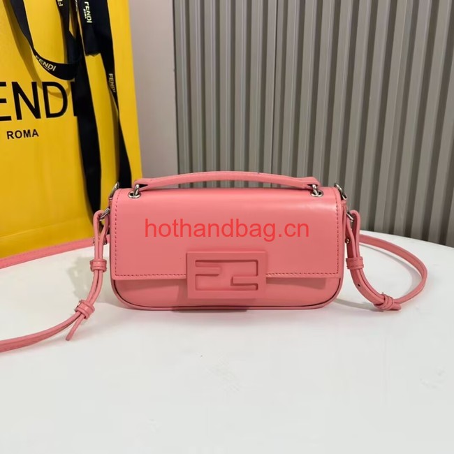 Fendi Baguette leather bag F1531 pink