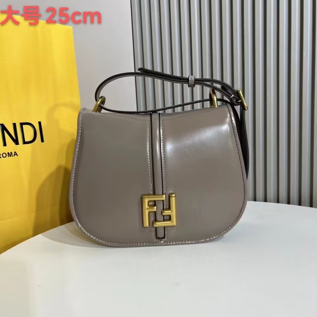 Fendi C mon Medium 8BT366 Dove gray Fendi C mon Medium 8BT366 Dove gray