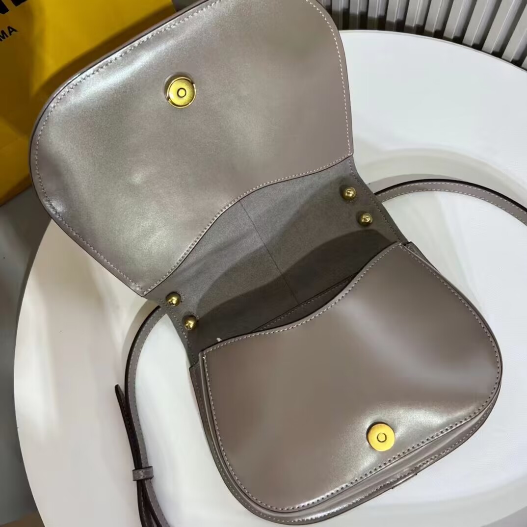 Fendi C mon Medium 8BT366 Dove gray Fendi C mon Medium 8BT366 Dove gray