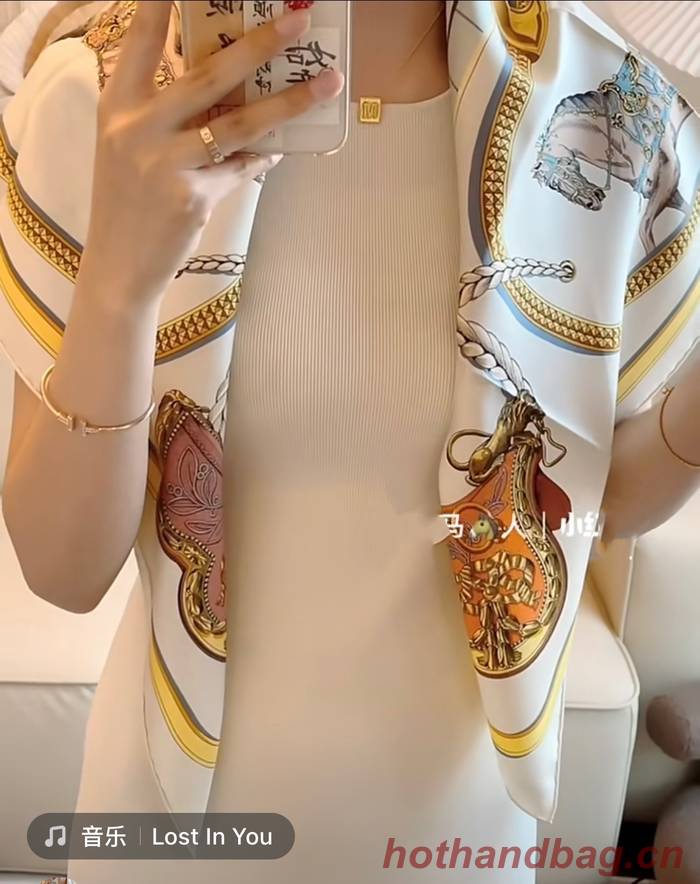 Hermes Scarf HEC00621 Hermes Scarf HEC00621