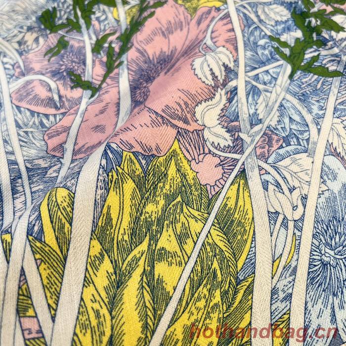 Hermes Scarf HEC00701 Hermes Scarf HEC00701