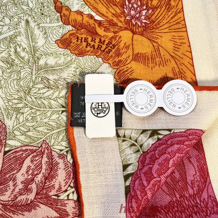 Hermes Scarf HEC00704 Hermes Scarf HEC00704