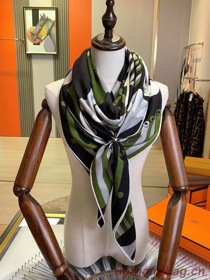 Hermes Scarf HEC00718 Hermes Scarf HEC00718