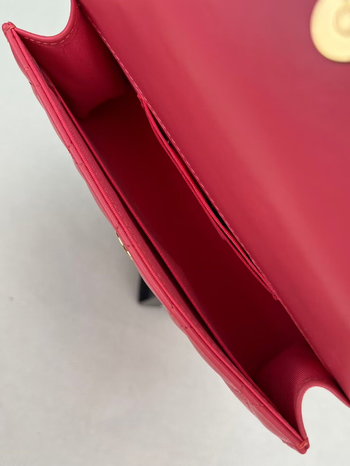 CHANEL 22B Kelly Pearl Top Handle Bag AP3562 Pink CHANEL 22B Kelly Pearl Top Handle Bag AP3562 Pink