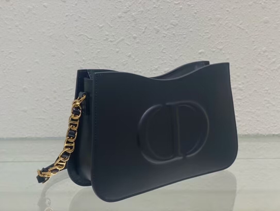Dior CD SIGNATURE small BAG Black Calfskin with Embossed CD Signature C02229A