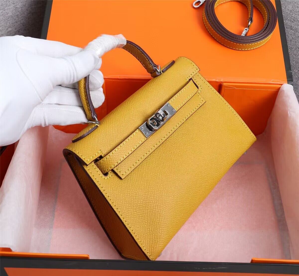 Hermes Kelly 25cm Shoulder Bags Original Epsom Leather KL2755 Yellow&Silver Hermes Kelly 25cm Shoulder Bags Original Epsom Leather KL2755 Yellow&Silver