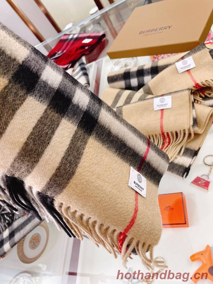 Burberry Scarf BBC00141 Burberry Scarf BBC00141