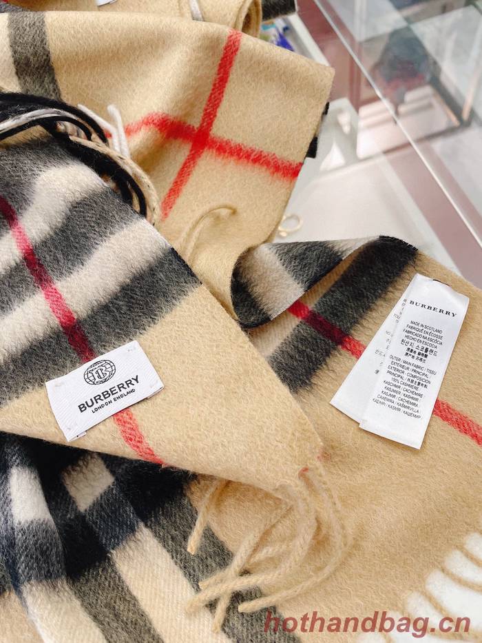 Burberry Scarf BBC00141 Burberry Scarf BBC00141