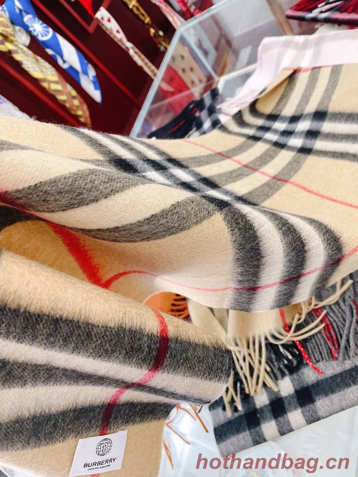 Burberry Scarf BBC00141 Burberry Scarf BBC00141