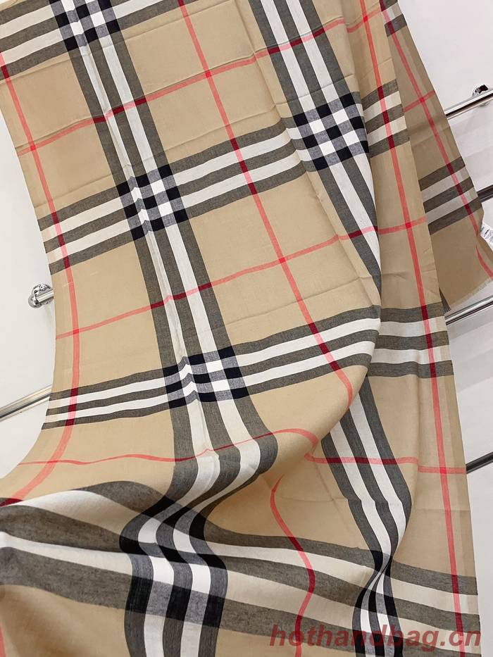 Burberry Scarf BBC00157 Burberry Scarf BBC00157