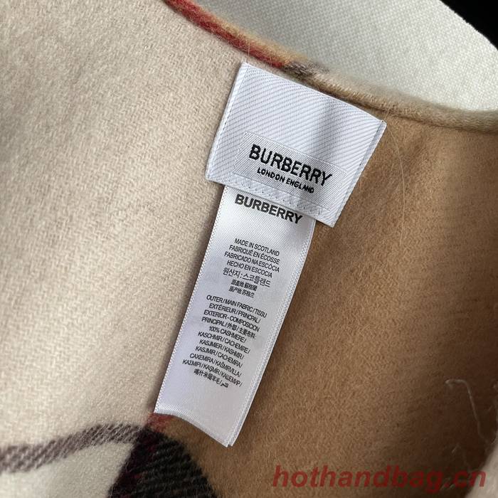 Burberry Cloak BBC00163 Burberry Cloak BBC00163