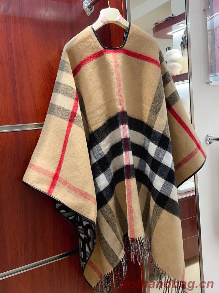Burberry Cloak BBC00165 Burberry Cloak BBC00165