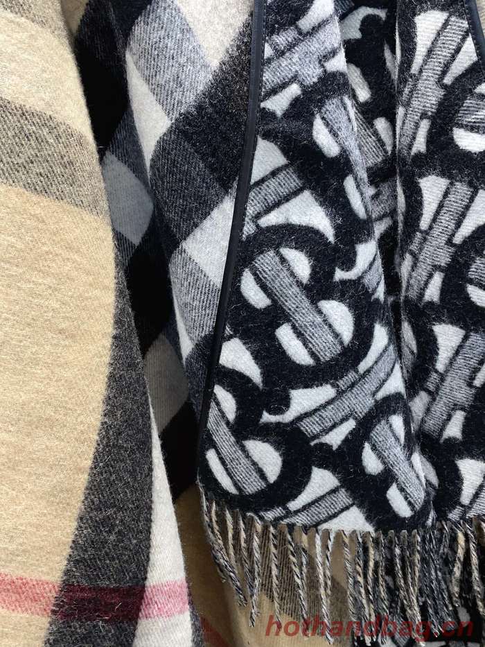 Burberry Cloak BBC00165 Burberry Cloak BBC00165