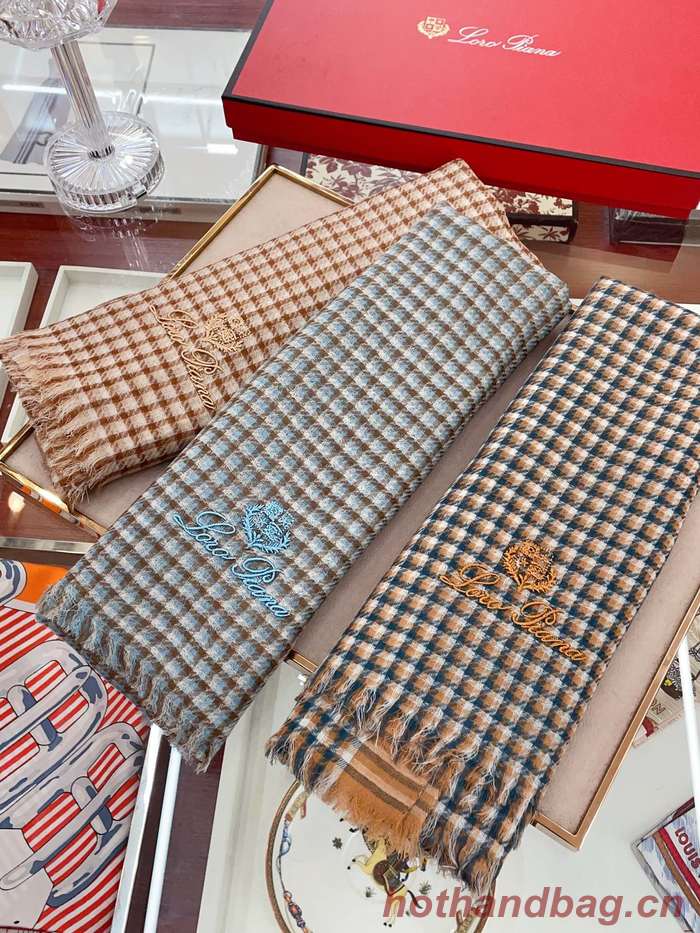 Loro Piana Scarf LPC00017 Loro Piana Scarf LPC00017