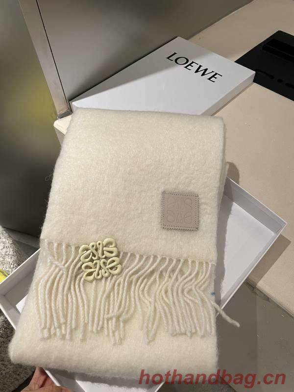 Loewe Scarf LOC00016 Loewe Scarf LOC00016