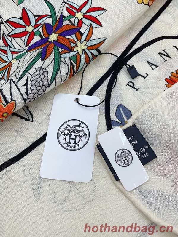 Hermes Scarf HEC00867 Hermes Scarf HEC00867