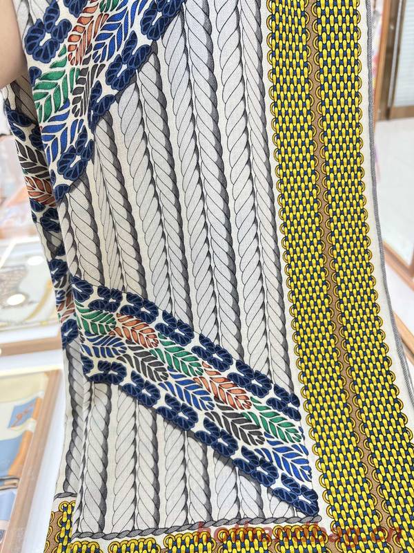 Hermes Scarf HEC00903 Hermes Scarf HEC00903