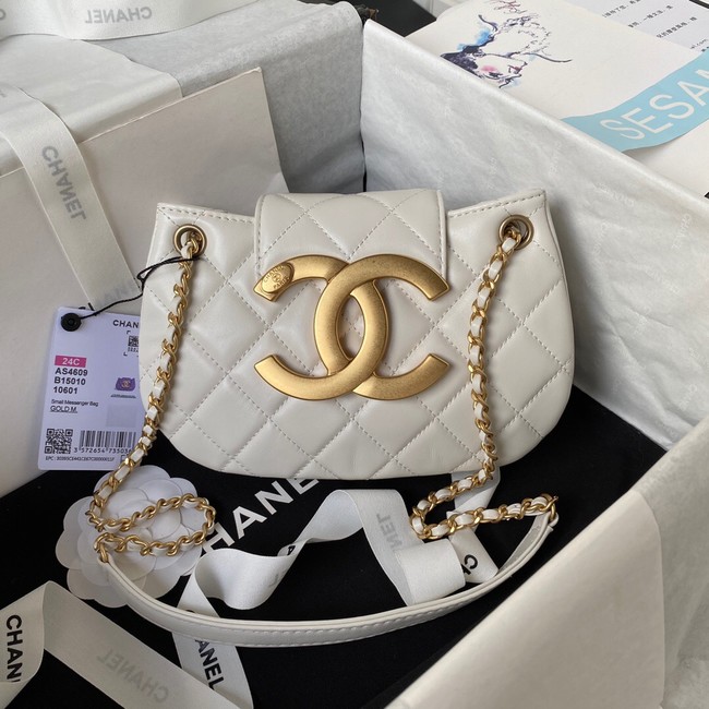 Chanel SMALL MESSENGER BAG AS4609 white