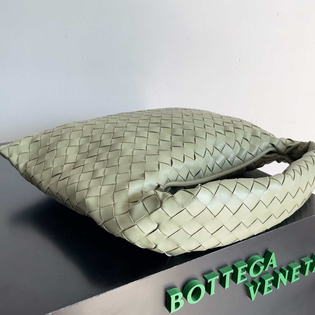 Bottega Veneta Medium Hop Original Leather Bag 763966 Light Green Bottega Veneta Medium Hop Original Leather Bag 763966 Light Green