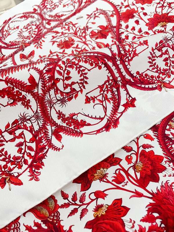 Gucci Scarf GUC00337 Gucci Scarf GUC00337