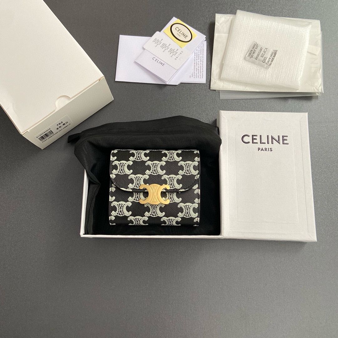Celine SMALL WALLET TRIOMPHE IN TRIOMPHE CANVAS 10D782 BLACK