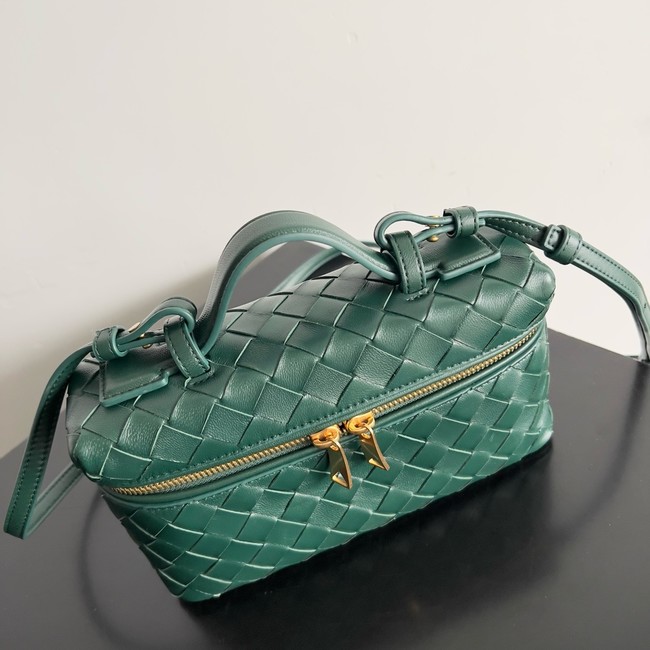 Bottega Veneta Vanity Case On Strap 789109 Emerald green