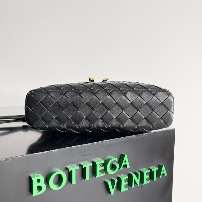 Bottega Veneta Vanity Case On Strap 789109 black