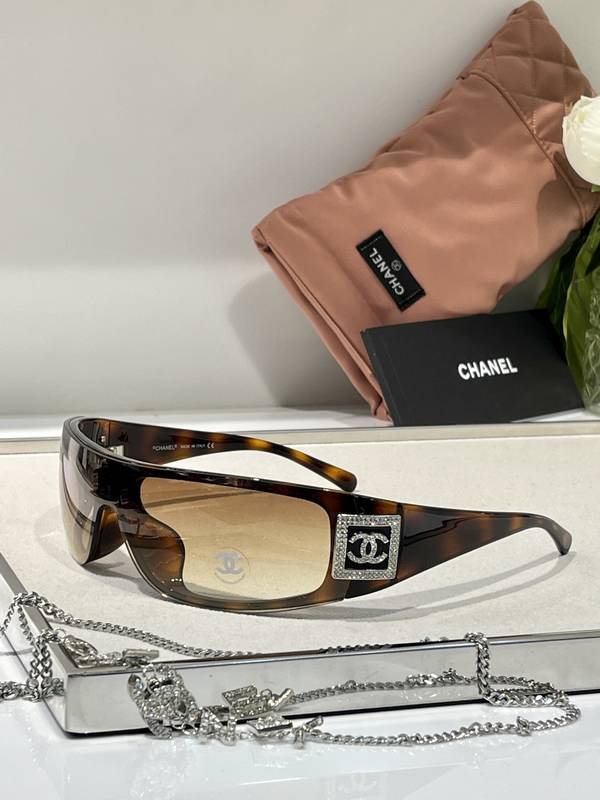 Chanel Sunglasses Top Quality CHS05692
