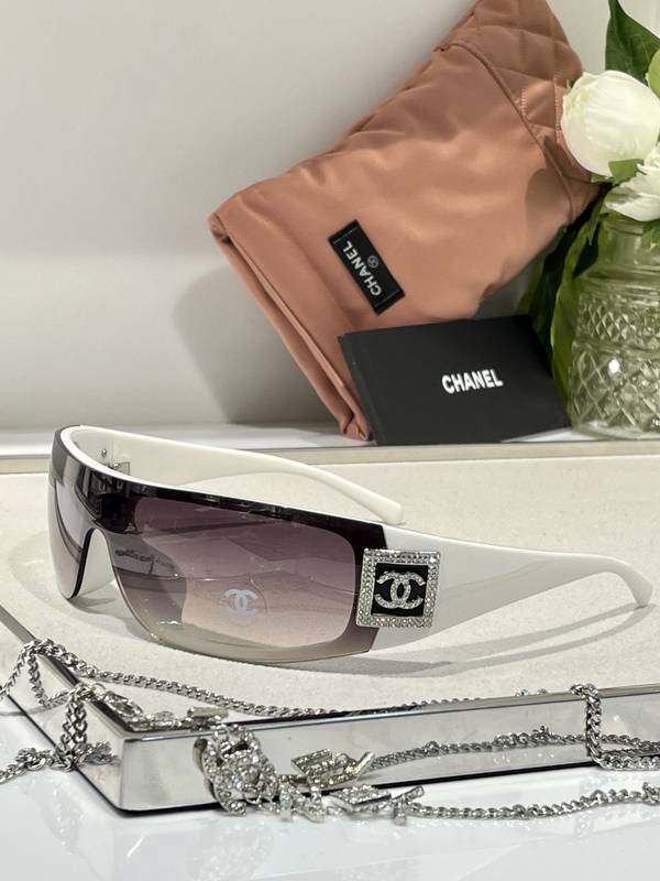 Chanel Sunglasses Top Quality CHS05695