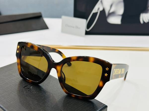 Dior Sunglasses Top Quality DIS03038