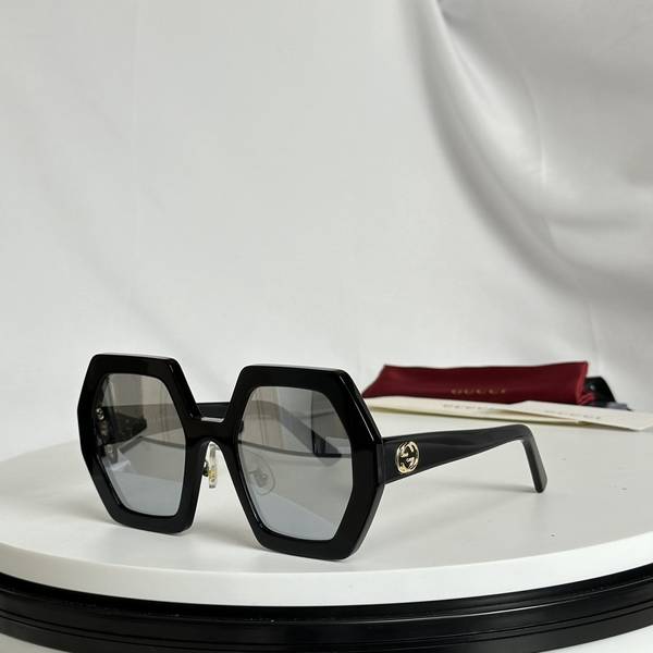 Gucci Sunglasses Top Quality GUS04020