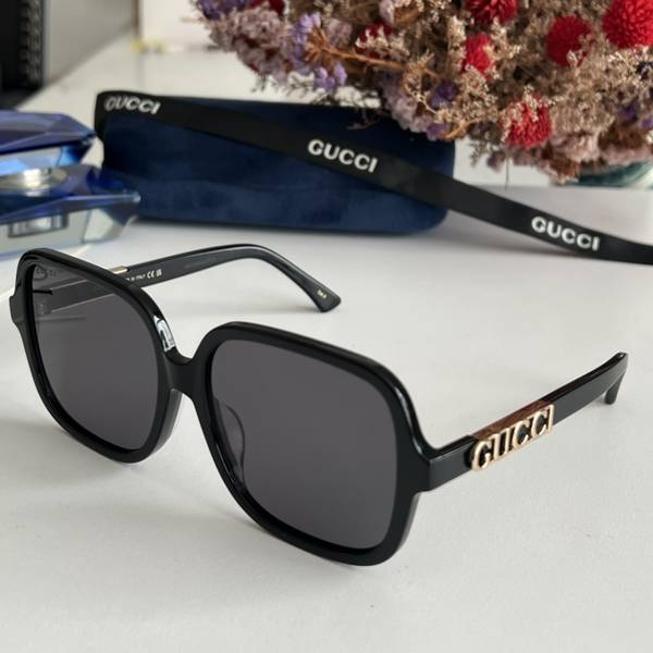 Gucci Sunglasses Top Quality GUS04070