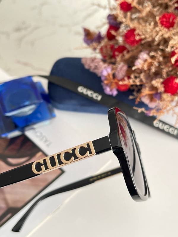 Gucci Sunglasses Top Quality GUS04081