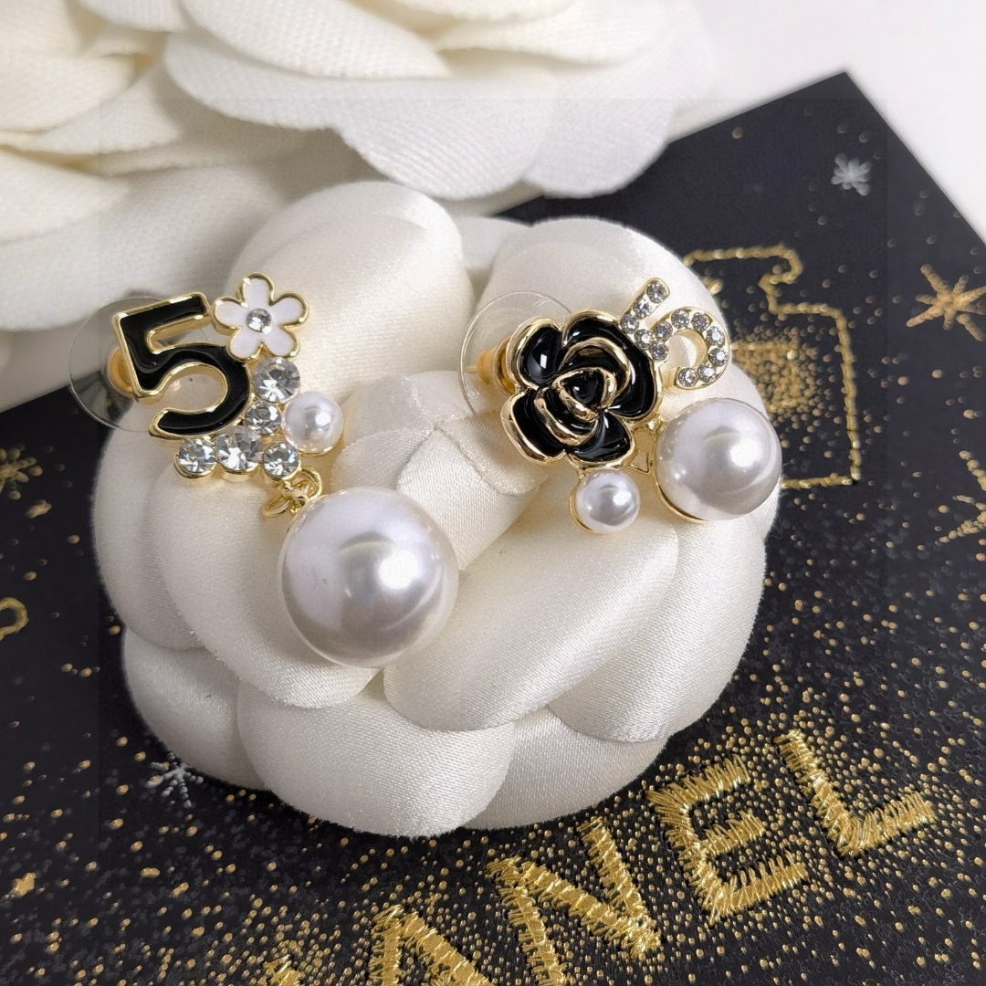Chanel Earrings CE14120