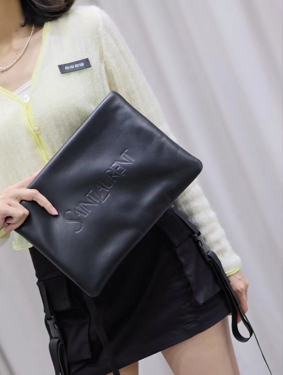 SAINT LAURENT CALYPSO LARGE POUCH IN LAMBSKIN 778943-1 black SAINT LAURENT CALYPSO LARGE POUCH IN LAMBSKIN 778943-1 black