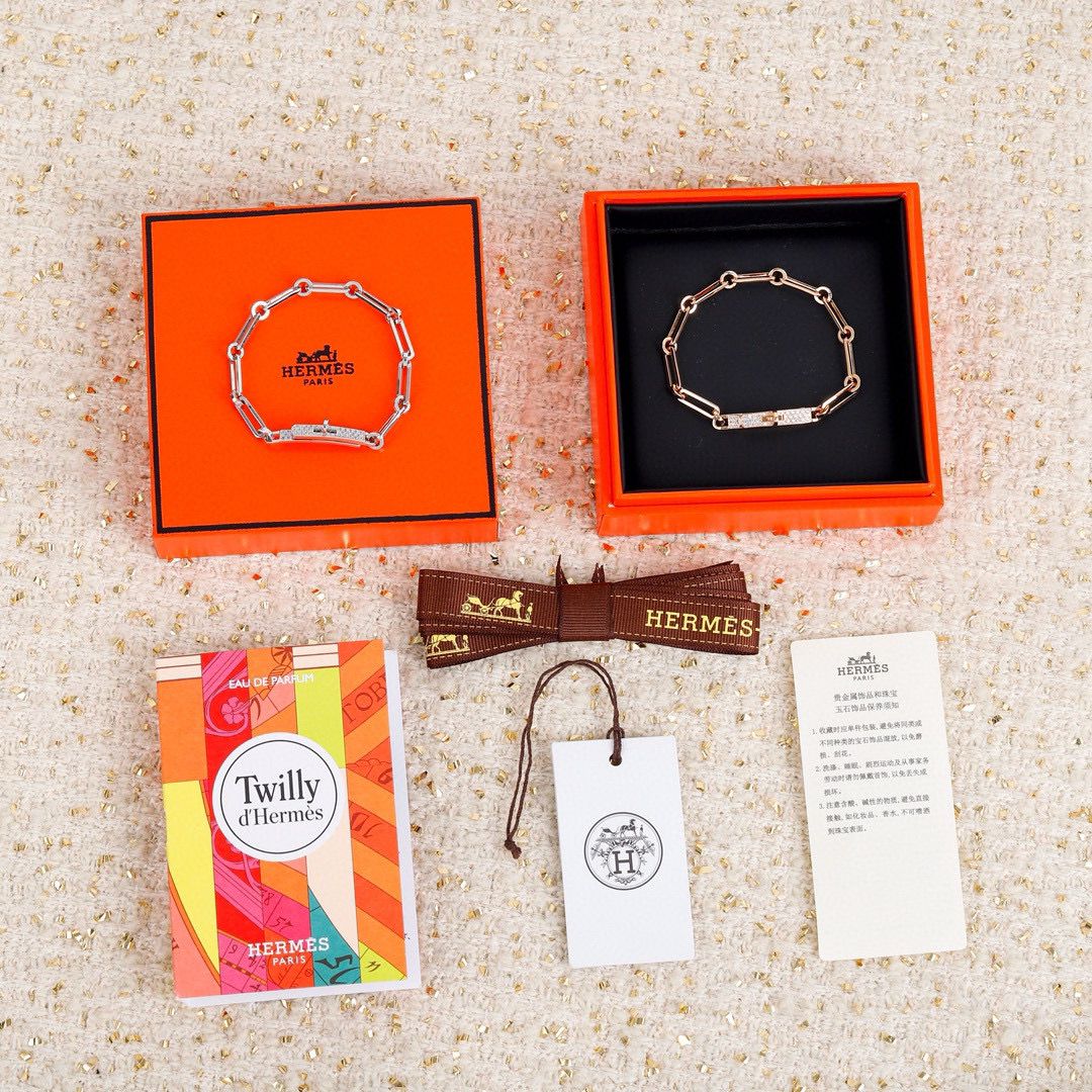 Hermes Kelly Chaine Bracelet Small Model KL30940 Hermes Kelly Chaine Bracelet Small Model KL30940