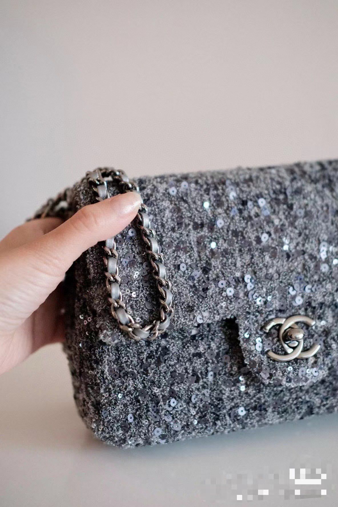 Chanel 24A SMALL FLAP BAG AS3965 Gray Chanel 24A SMALL FLAP BAG AS3965 Gray