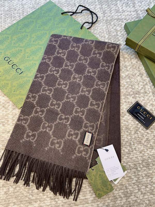 Gucci Scarf GUC00358 Gucci Scarf GUC00358
