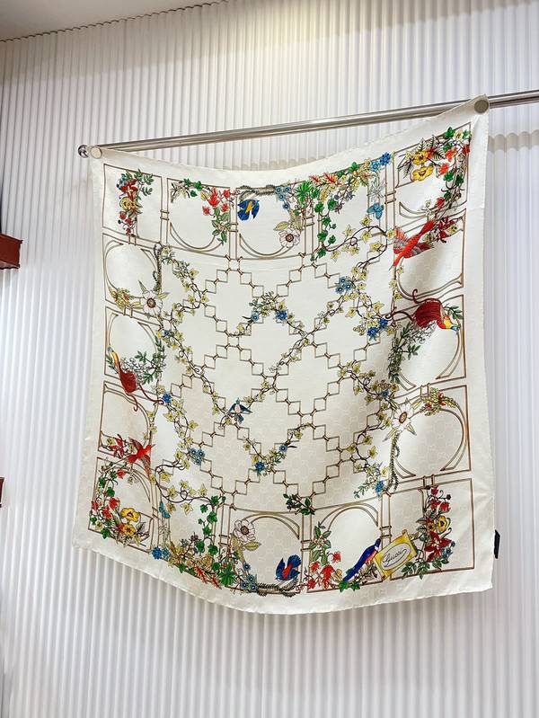 Gucci Scarf GUC00372 Gucci Scarf GUC00372