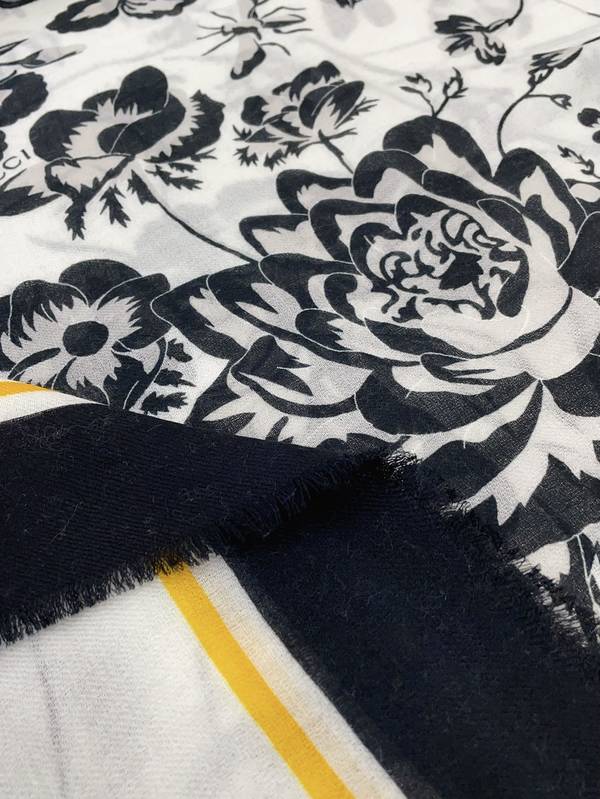 Gucci Scarf GUC00378 Gucci Scarf GUC00378