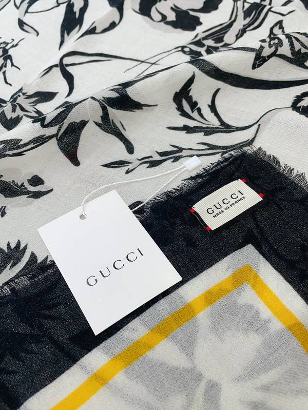 Gucci Scarf GUC00378 Gucci Scarf GUC00378