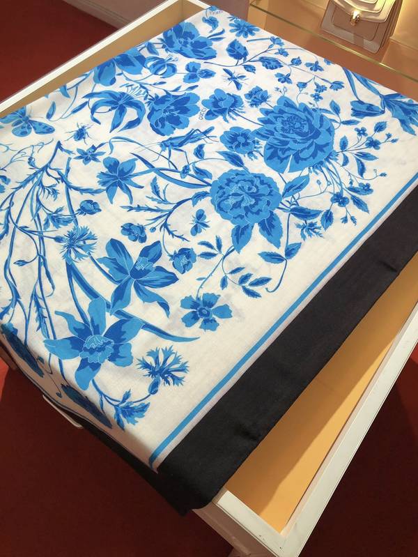 Gucci Scarf GUC00392 Gucci Scarf GUC00392