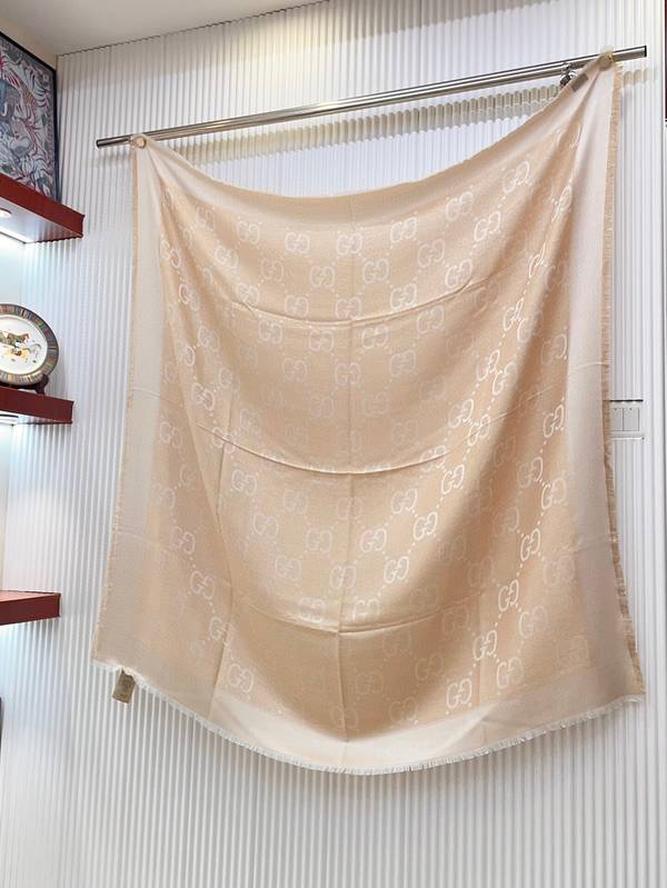 Gucci Scarf GUC00398 Gucci Scarf GUC00398