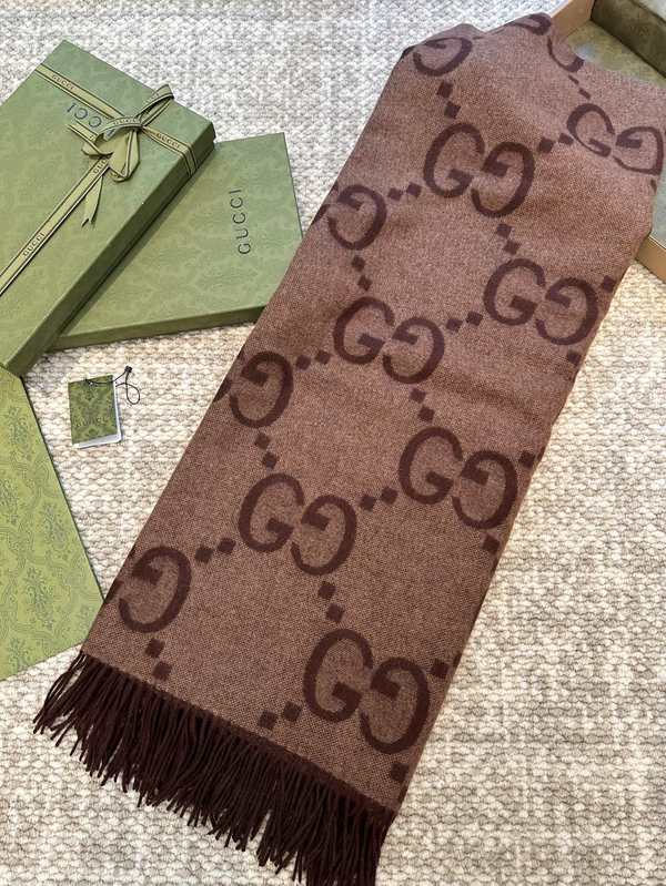 Gucci Cloak GUC00405 Gucci Cloak GUC00405