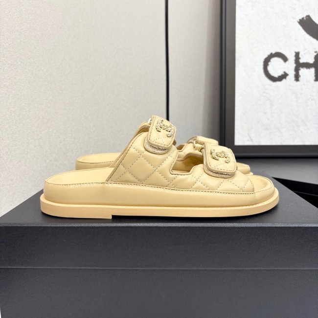 Chanel WOMENS SANDAL 55869-7