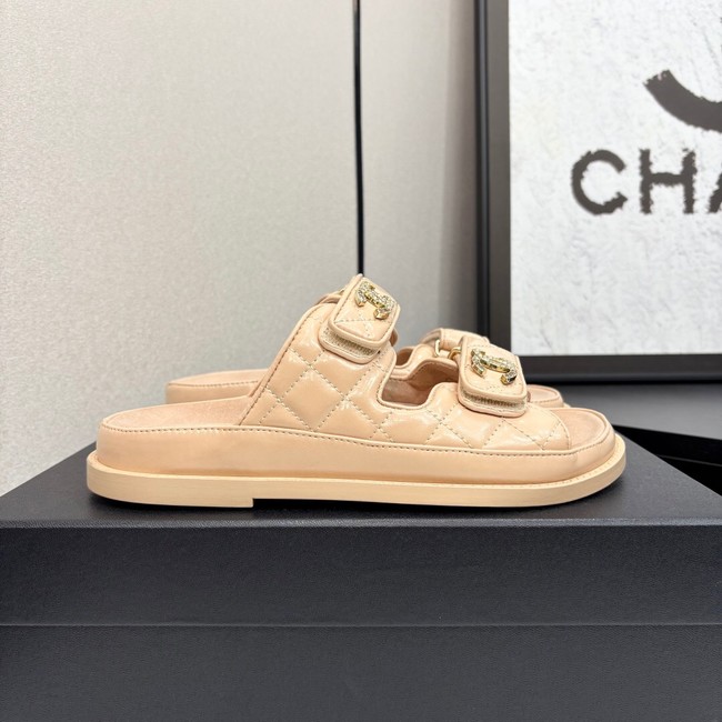 Chanel WOMENS SANDAL 55871-6