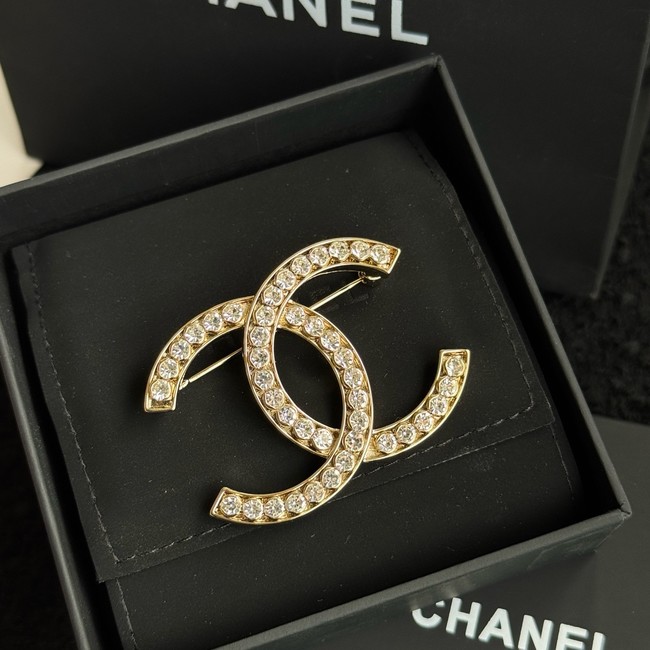 Chanel brooch CE16604