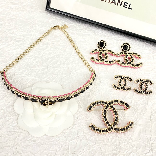 Chanel necklace CE16592